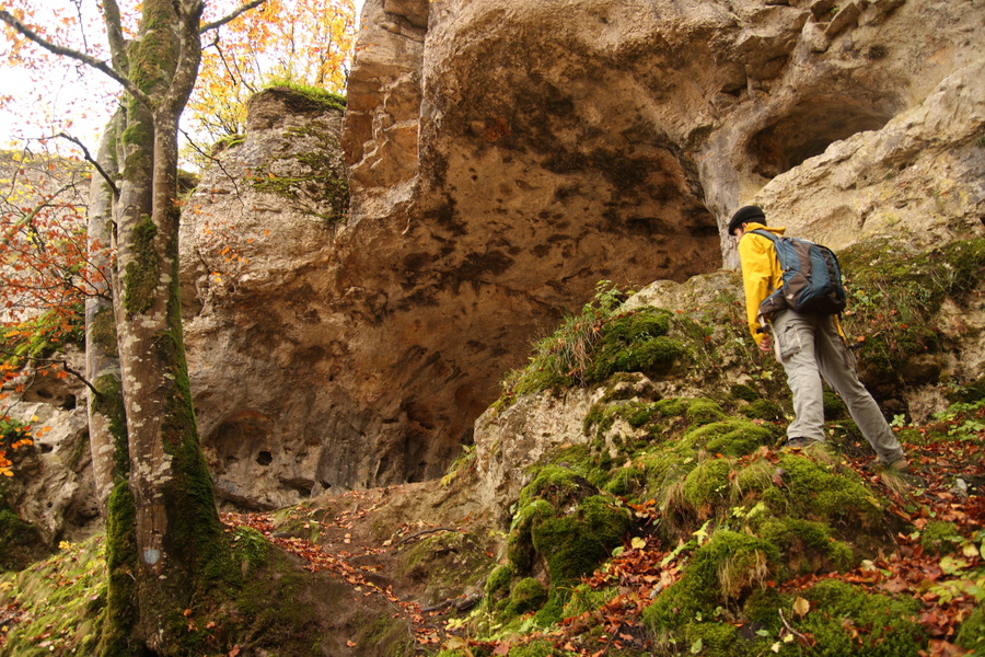 La grotte de Tebsima