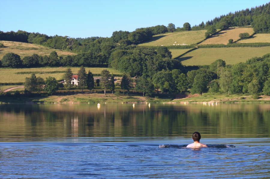 Lac de Pannecière
