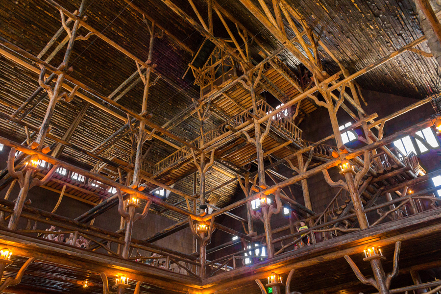 Old Faithful Inn