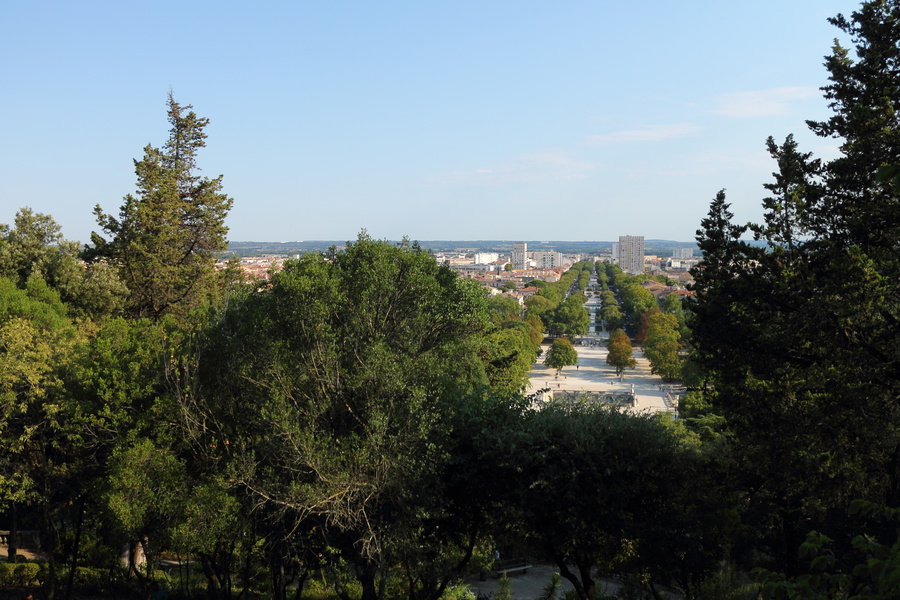 Nîmes