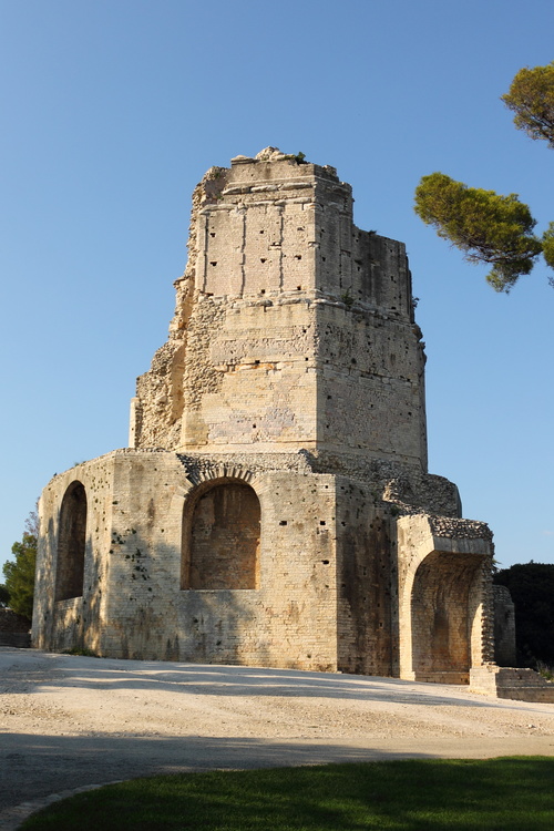 Tour Magne