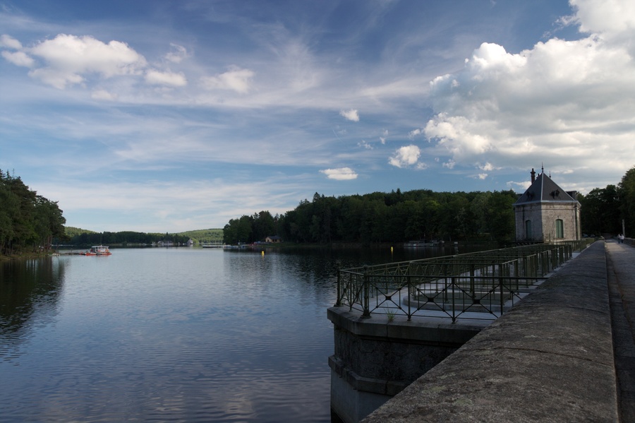 Le lac des Settons